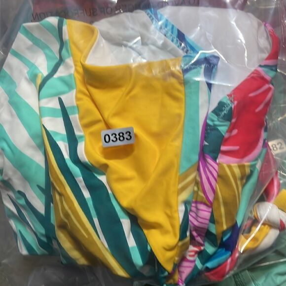 TRINA TURK TERRA NOSTRA PLUNGE SIZE 14 NWOT - Picture 6 of 6